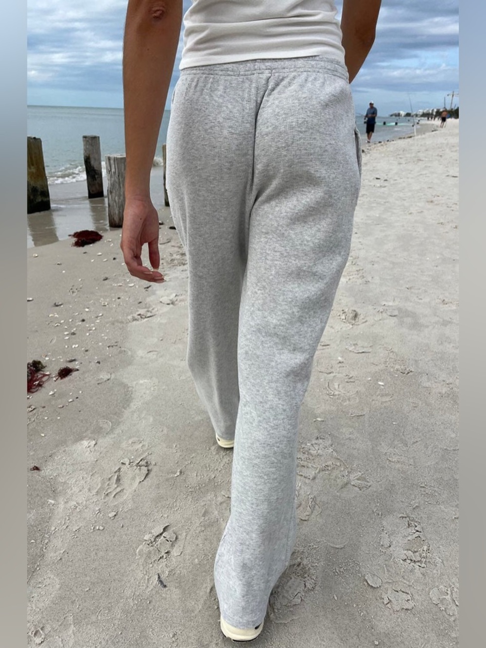 Brandy Melville 100% Cotton Light Grey Anastasia Waffle Sweatpants - Picture 4 of 11
